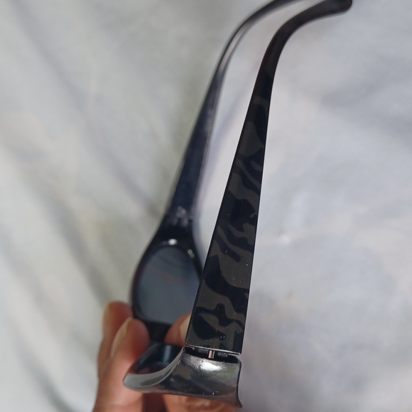 Kids Sport Brown Camouflage Sunglasses - Picture 4 of 8